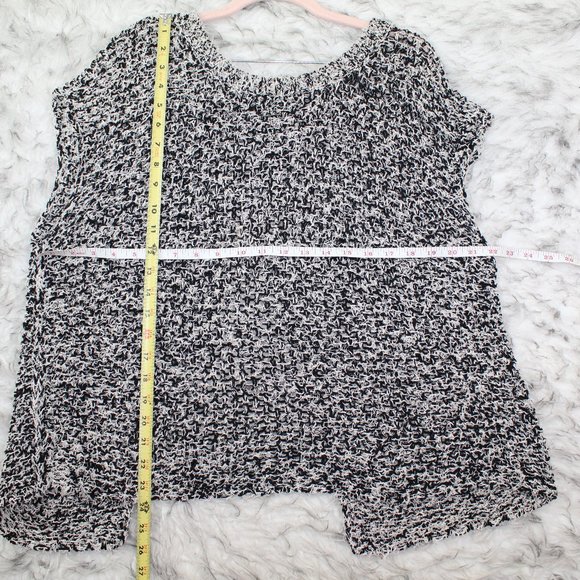 Eileen Fisher Tufted Cotton Twist Top Slit Back - Picture 3 of 8